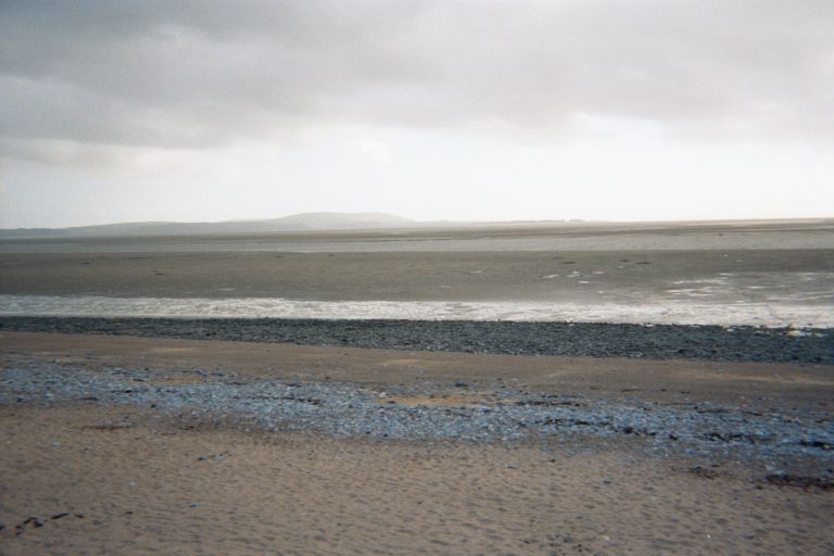 
Another view from the beach.  It's very windy, but you can't tell that from
the pictures I guess.  Wind+Sand=Pain.
